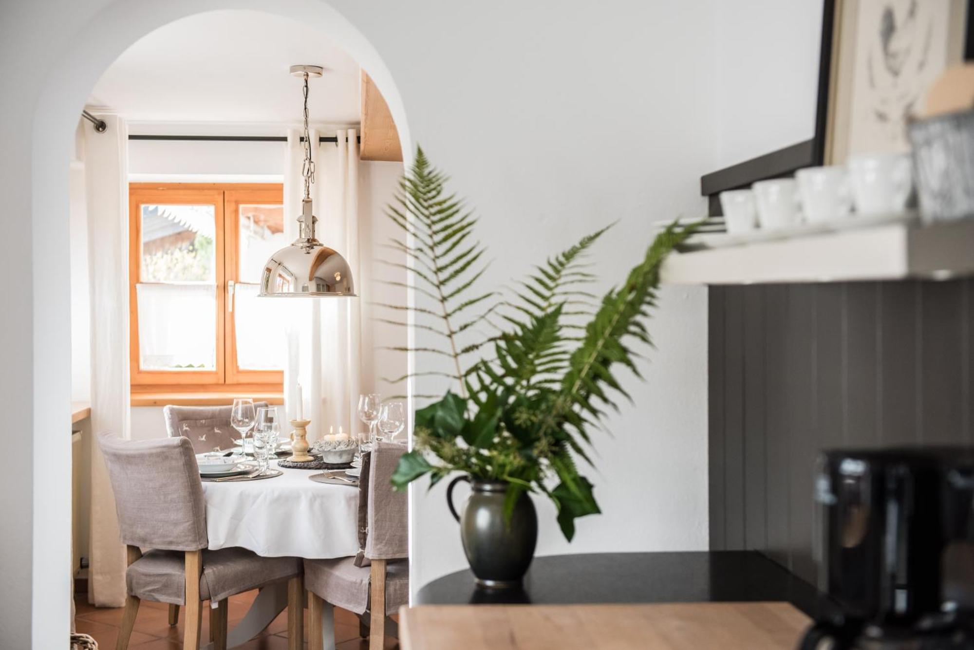 Haus Lesch - Stilvolle Appartements Mit Tollem Bergblick In Kreuth Am Tegernsee Zewnętrze zdjęcie