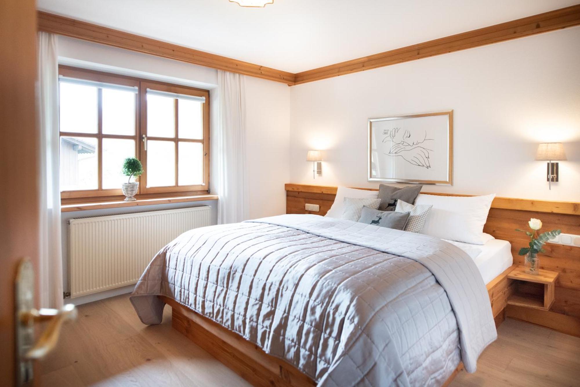 Haus Lesch - Stilvolle Appartements Mit Tollem Bergblick In Kreuth Am Tegernsee Zewnętrze zdjęcie